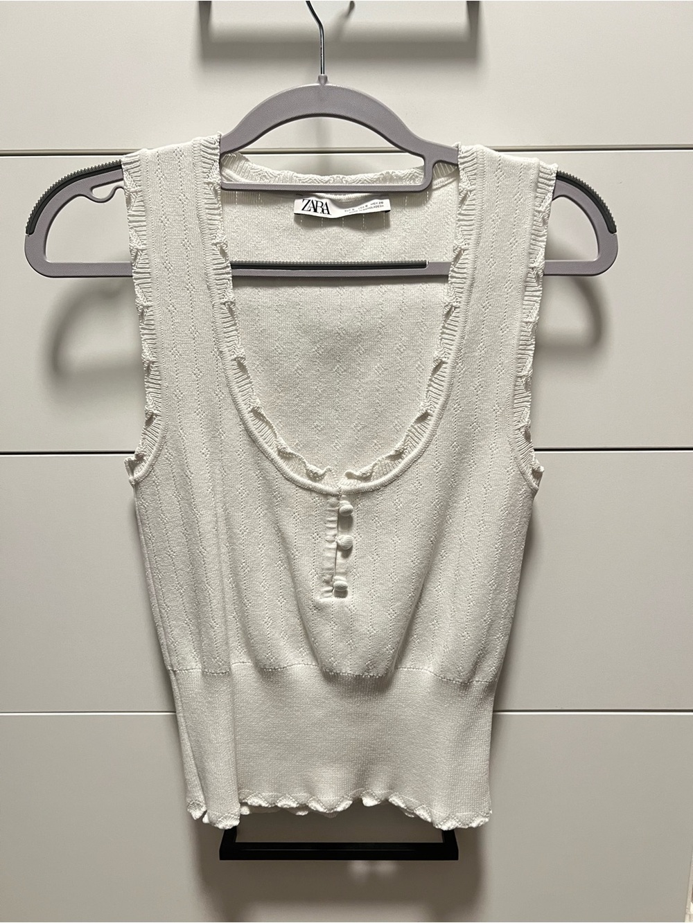 Zara White Ribbed Sleeveless Tank with Button Placket